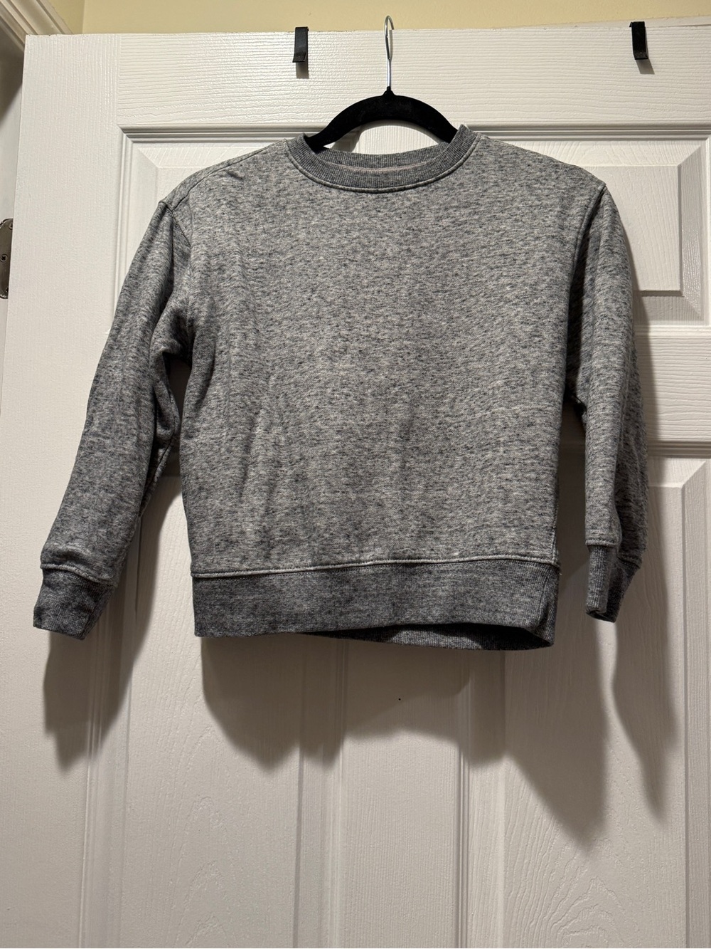 Old Navy Gray Crewneck Sweatshirt